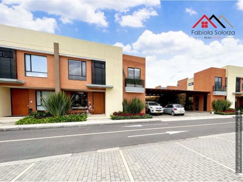 moderna casa en venta en la sabana cajica con clubhouse