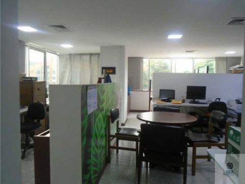 oficina en venta de 64 m2 en el poblado medellin