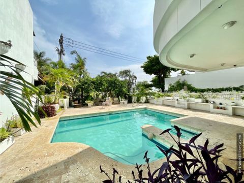 oportunidad se vende apartamento duplex frente al mar