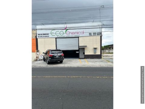 alquilo bodega en avenida santa elena parque lefevre