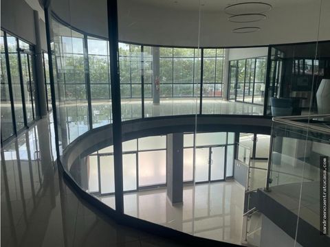 alquilo vendo edificio comercial en la avramon arias el carmen