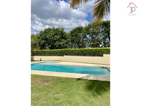 alquilo villa con piscina en buenaventura