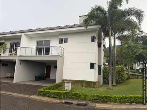 town house escazu