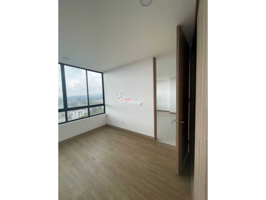 apartamento 6862 m2 de 2 alcobas vista panoramica avenida bolivar