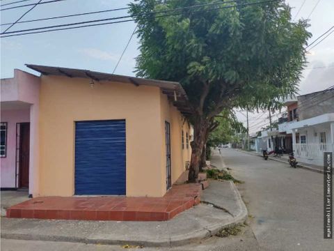 se vende local esquinero mas 2 habitaciones