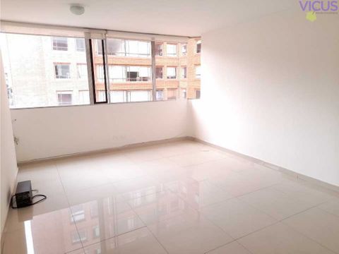 arriendo oficina paseo del lago