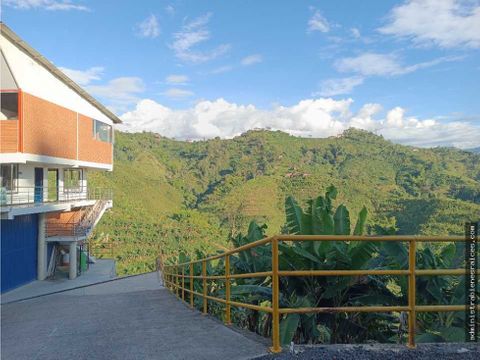 bodega autopista del cafe san peregrino manizales