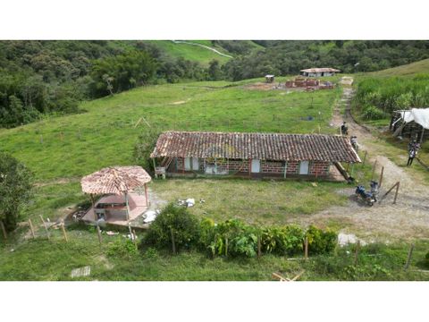 cabana entre marinilla y el santuario con escrituras al 100