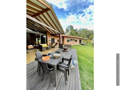 casa campestre de un solo nivel con 4 alcobas