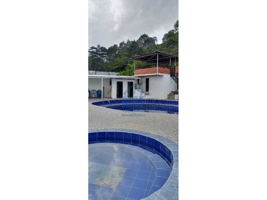 casa campestre de 1280 m2 cerca al peaje trapiche copacabana antioquia
