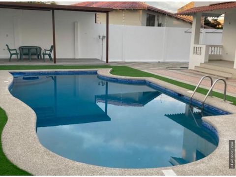 casa amoblada con piscina lomas de barbasquillo