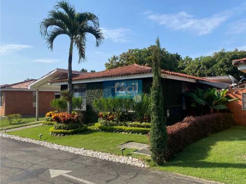 casa de un piso en condominio el castillo jamundi