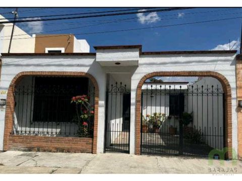 casa en venta de un solo nivel cerca del centro de morelia