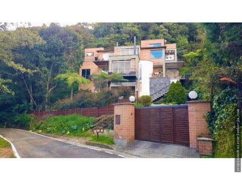 casa en venta envigado loma del escobero