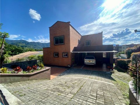 casa en venta envigado loma del escobero