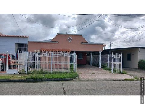 casa en venta en chanis 348 m2 en zona centrica y tranquila