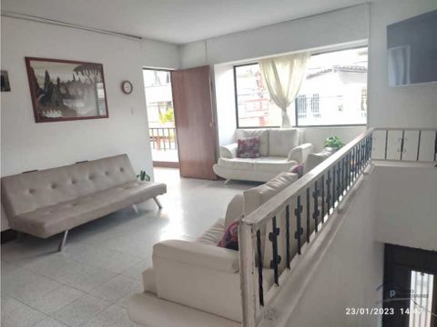 casa en venta en envigado sector la magnolia