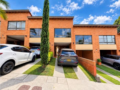 casa en venta en las antillas envigado terraza y 2 garajes