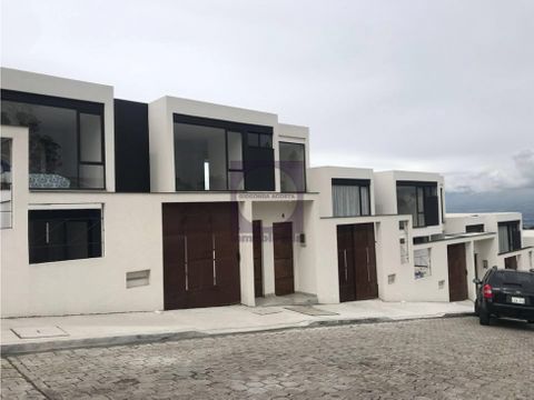 casa en venta en quito sector san isidro del inca