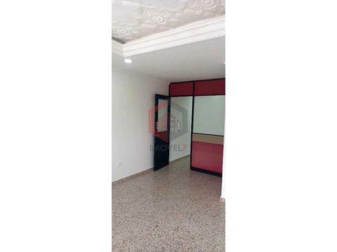 disponible para arriendo oficina en pleno centro de monteria