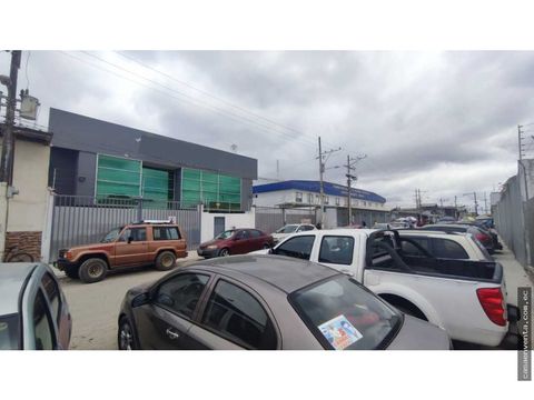 edificio comercial con galpon bodega en venta zona medica duran norte