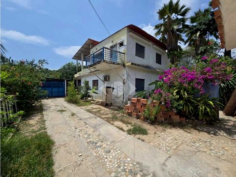 en venta casa en puerto colombia choroni