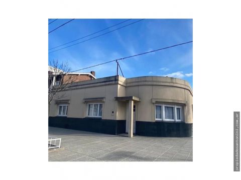gran casa en av belgrano