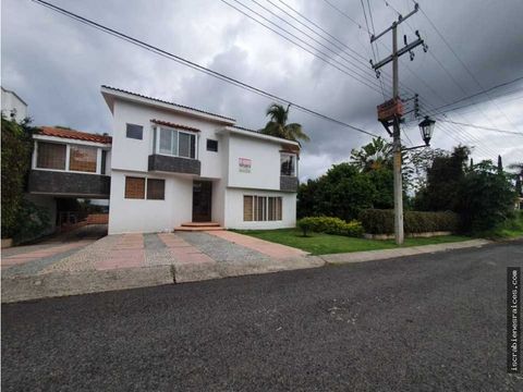 gran casa en lomas de cocoyoc