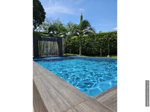 venta hermosa casa campestre con piscina cerritos pereira