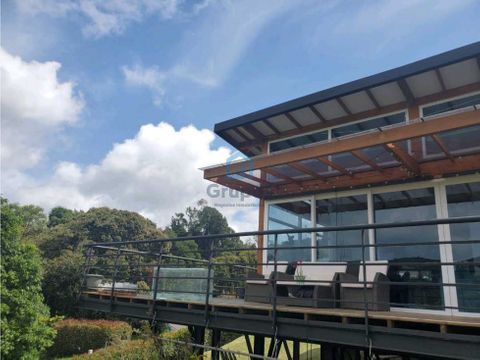 hermosa casa en parcelacion cerca a indiana envigado un solo nivel