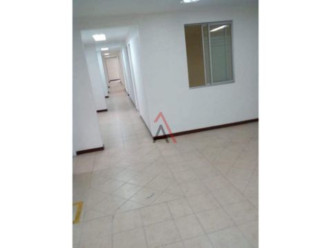 renta oficinas avenida 30 de agosto pereira