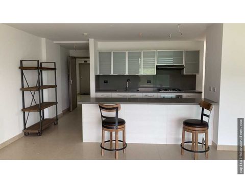 se alquila hermoso apartamento en ph clayton park