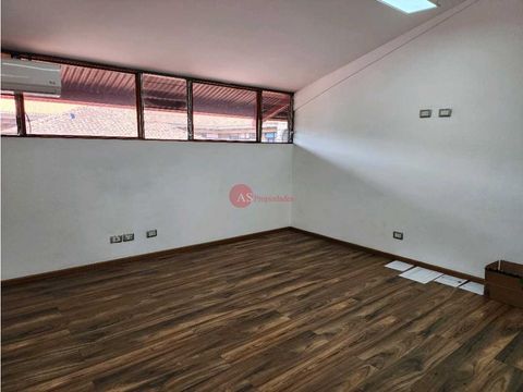 se alquila oficina en escazu de 1757m2
