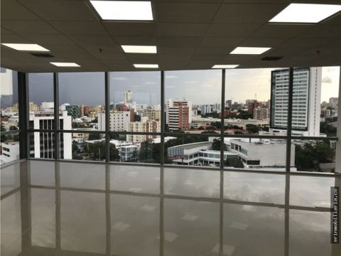 se vende oficina de 200 m2 en barranquilla