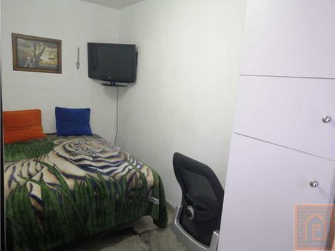 se arrienda habitacion por dias en alamos cerca aeropuerto dorado