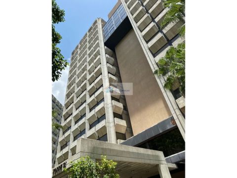 se vende oficina 68m2 santa paula