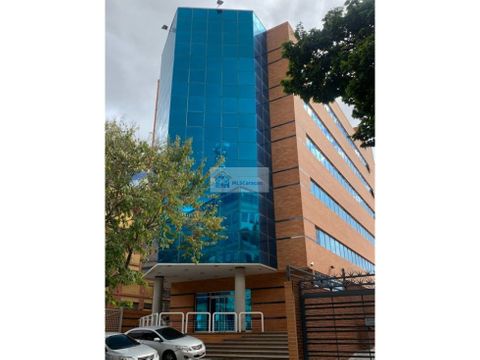 se vende oficina 50 m2 en la urb las mercedes