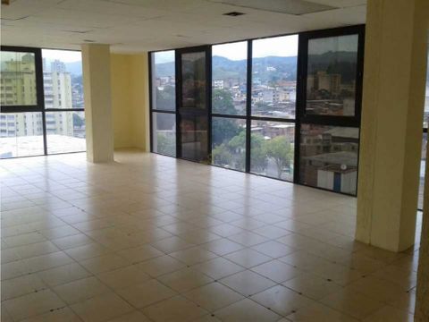 se vende oficina torre chocolate 8380 mts los teques