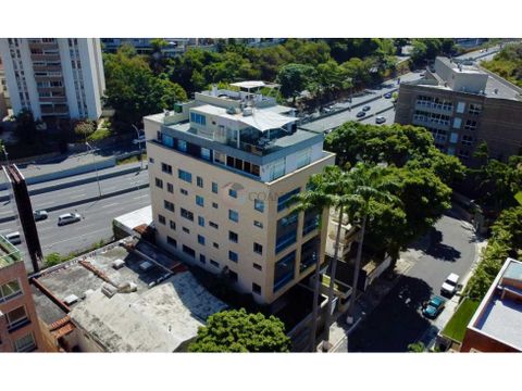 se vende apartamento 156 m2 en la urb los naranjos de las mercedes