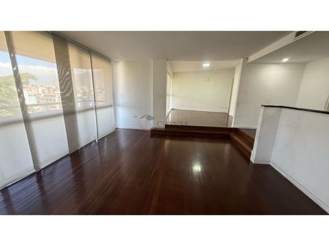 se vende apartamento 420m2 urb lomas de las mercedes