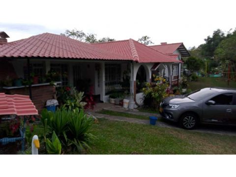 se vende casa campestre en el sector de tebaida quindio