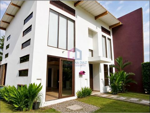 se vende casa campestre vereda la poyata villavicencio
