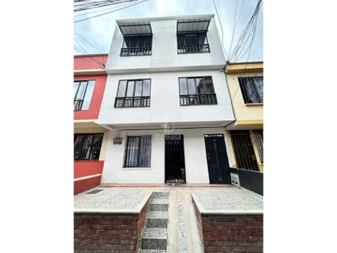 se vende casa en el poblado pereira