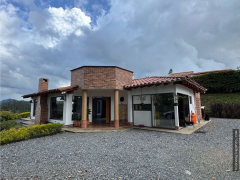 se vende casa finca el retiro