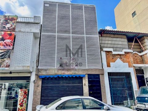 se vende edificio local 255m2 chacao