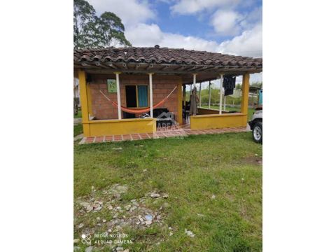 se vende finca en filandia