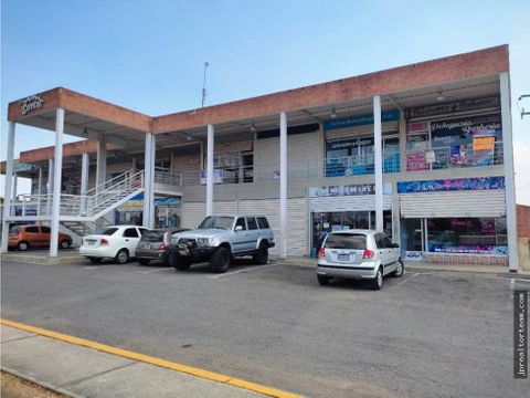 se vende local comercial en paraparal