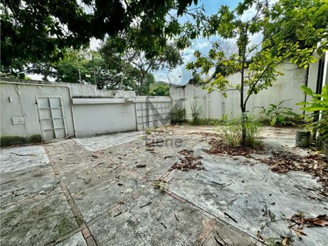 se vende terreno 983m2 altamira