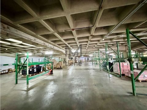 se vende yo alquila edificioindustrial 7494m2 los teques
