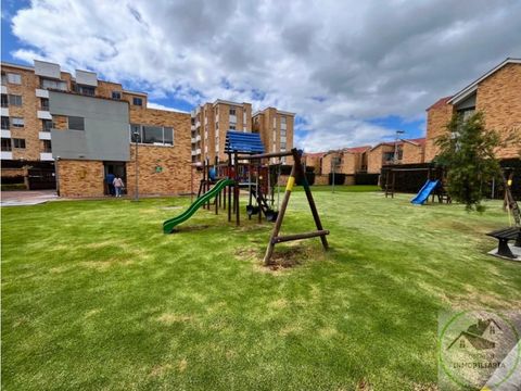 vendemos hermosa casa en chia